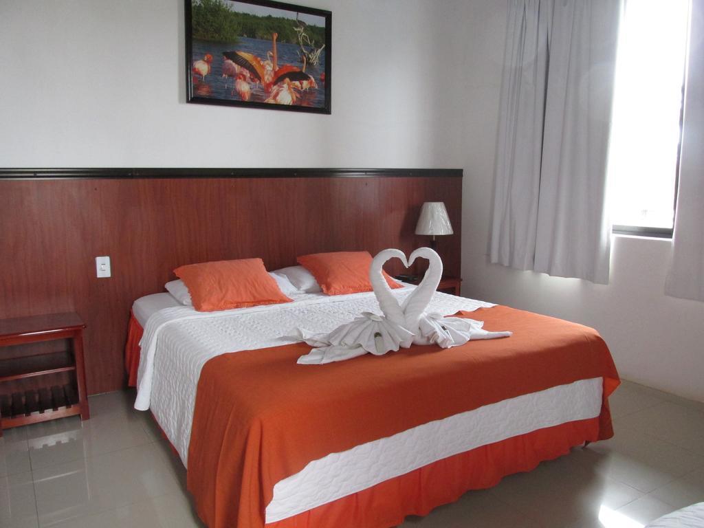 Hostal La Gran Tortuga Puerto Villamil Eksteriør billede