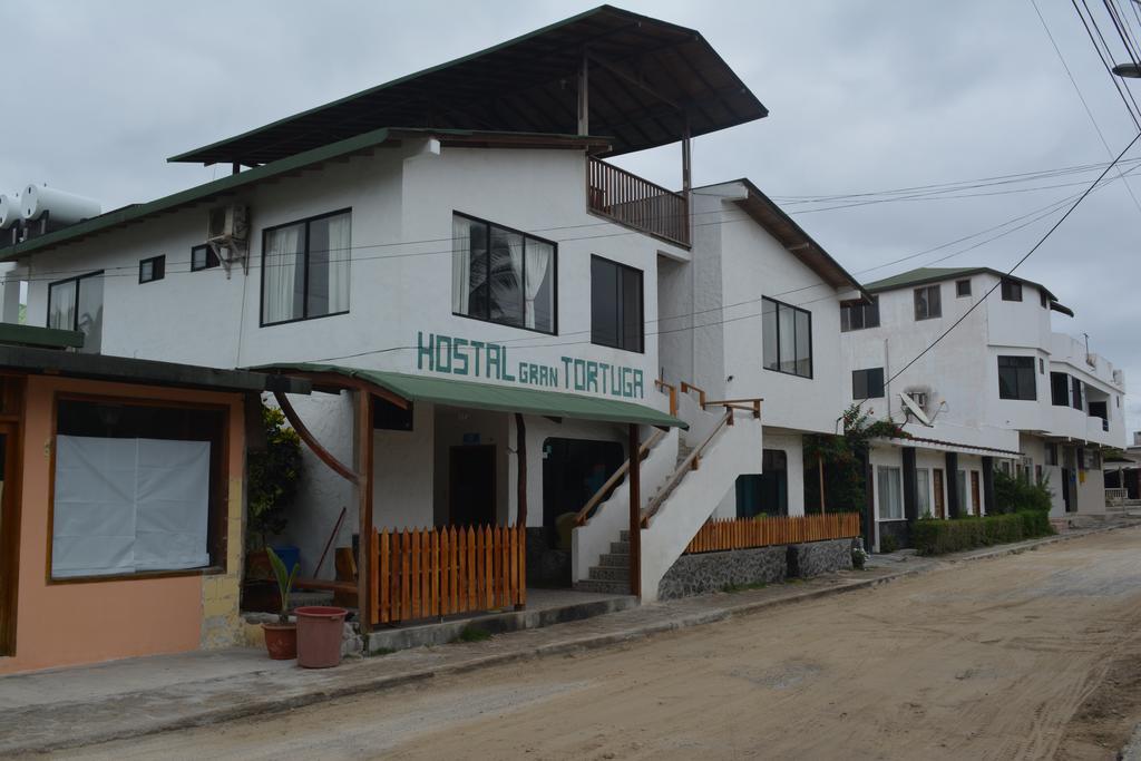 Hostal La Gran Tortuga Puerto Villamil Eksteriør billede