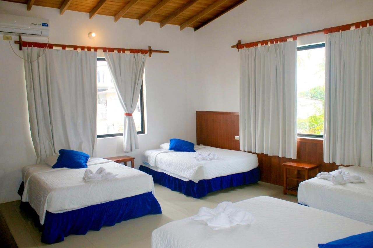 Hostal La Gran Tortuga Puerto Villamil Eksteriør billede