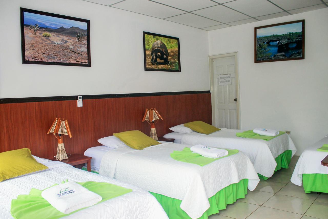 Hostal La Gran Tortuga Puerto Villamil Eksteriør billede