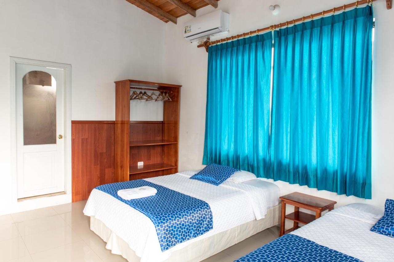 Hostal La Gran Tortuga Puerto Villamil Eksteriør billede
