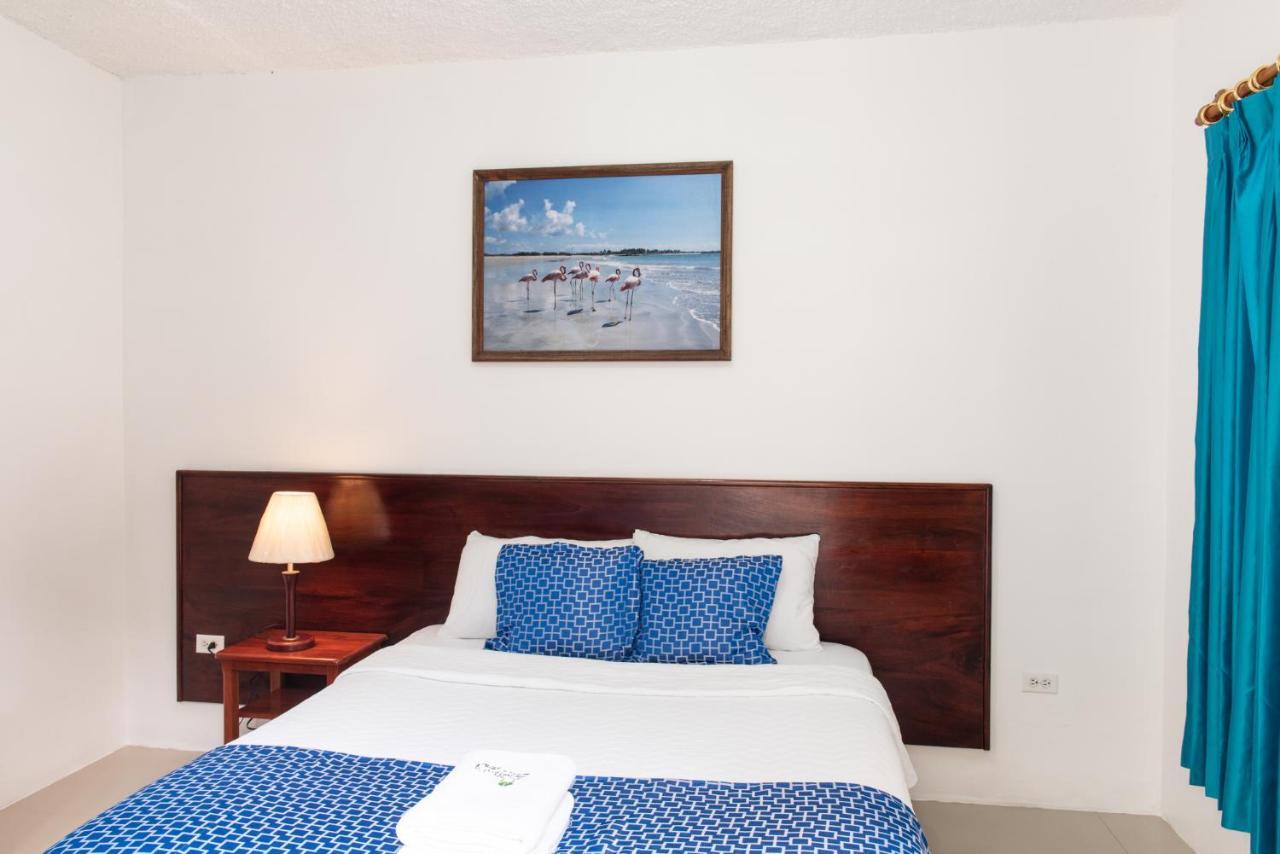 Hostal La Gran Tortuga Puerto Villamil Eksteriør billede